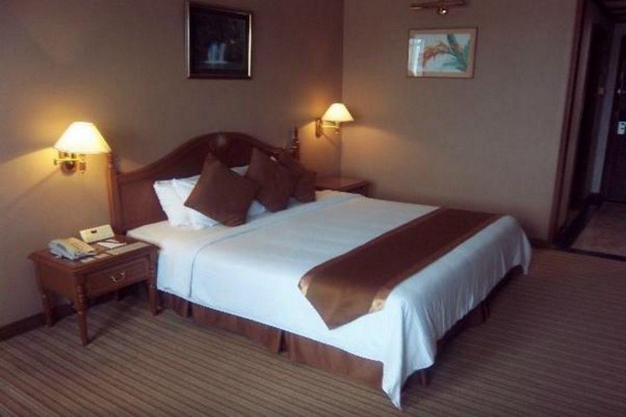 Mulia Hotel Bandar Seri Begawan Bagian luar foto