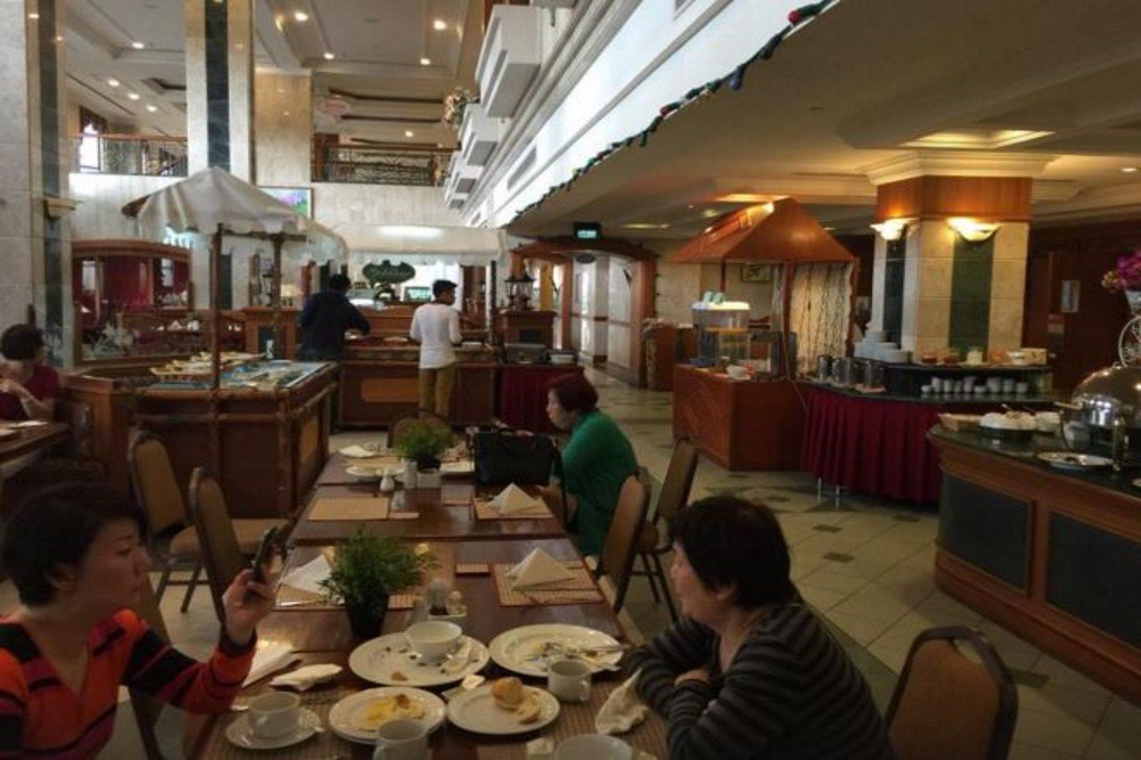 Mulia Hotel Bandar Seri Begawan Bagian luar foto