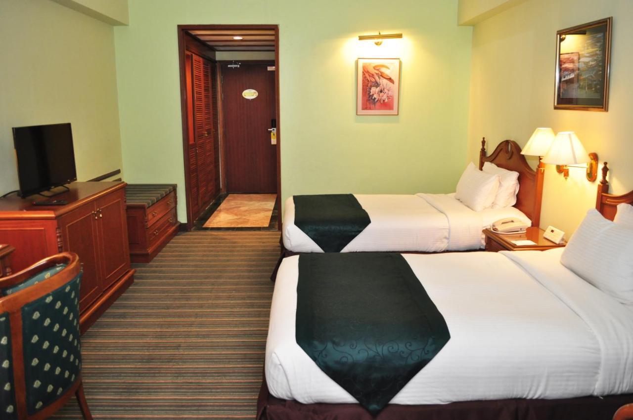 Mulia Hotel Bandar Seri Begawan Bagian luar foto