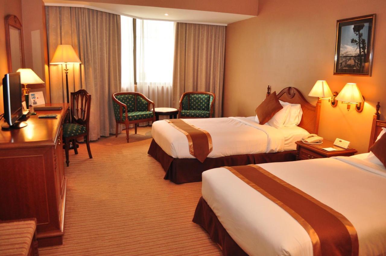 Mulia Hotel Bandar Seri Begawan Bagian luar foto